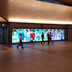 워너원 팬클럽 지하철 광고진행