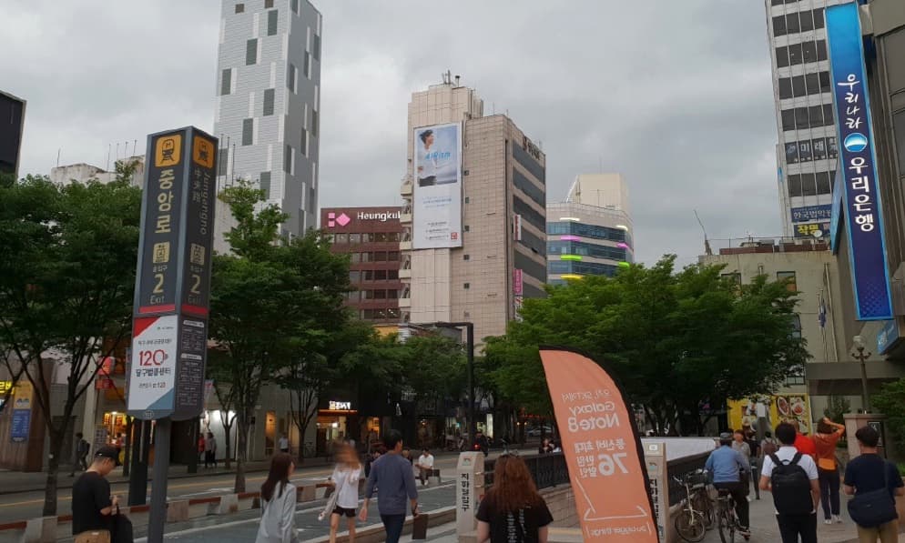 대구 로얄빌딩 외벽 래핑 광고