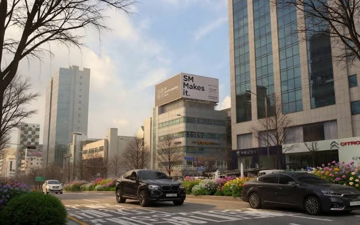 도산대로 MZ 캔버스 옥탑 광고
