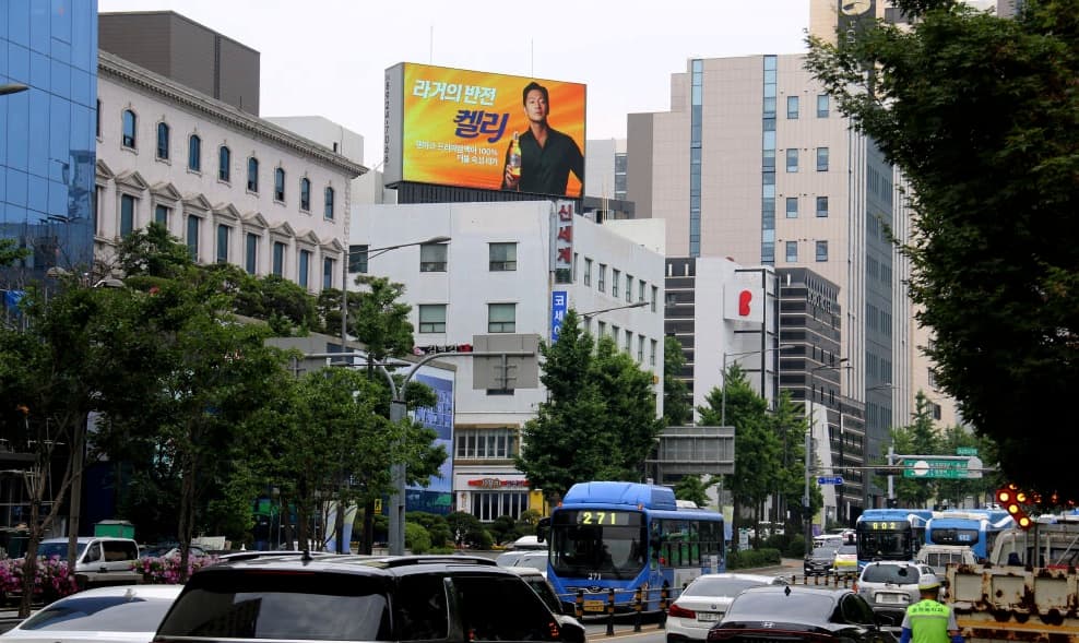 홍대 임오빌딩 전광판 광고